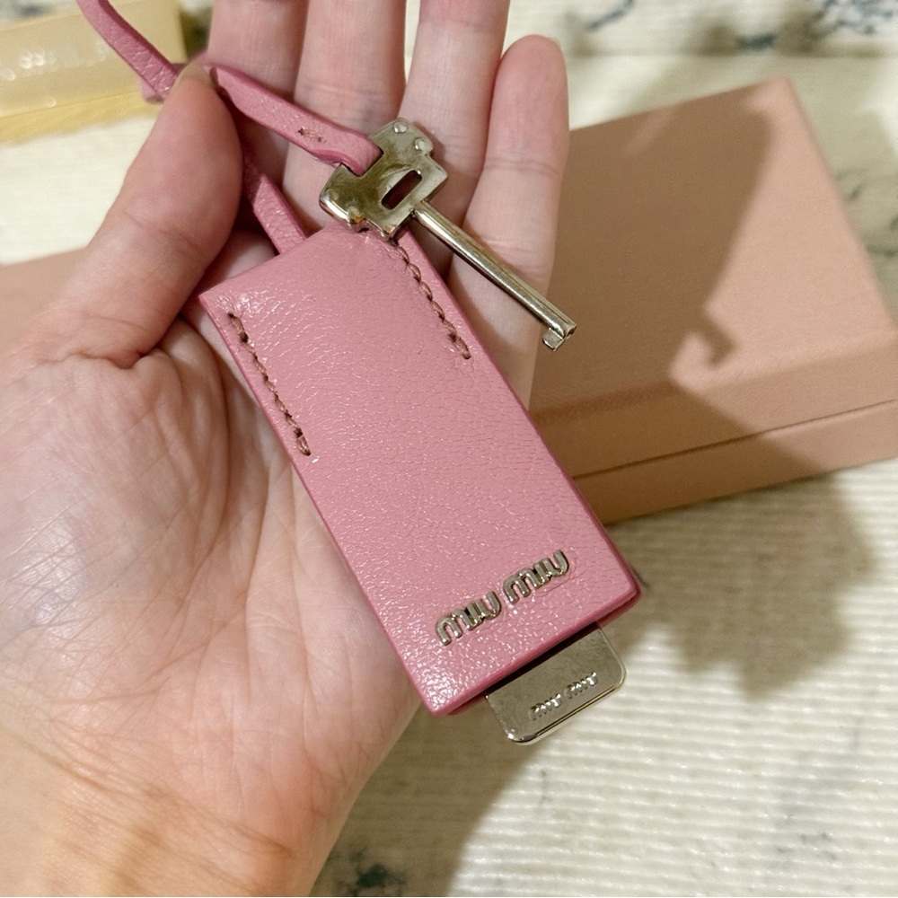 Miu Miu Pink Leather Bag Charm / Keychain - Picture 7 of 12